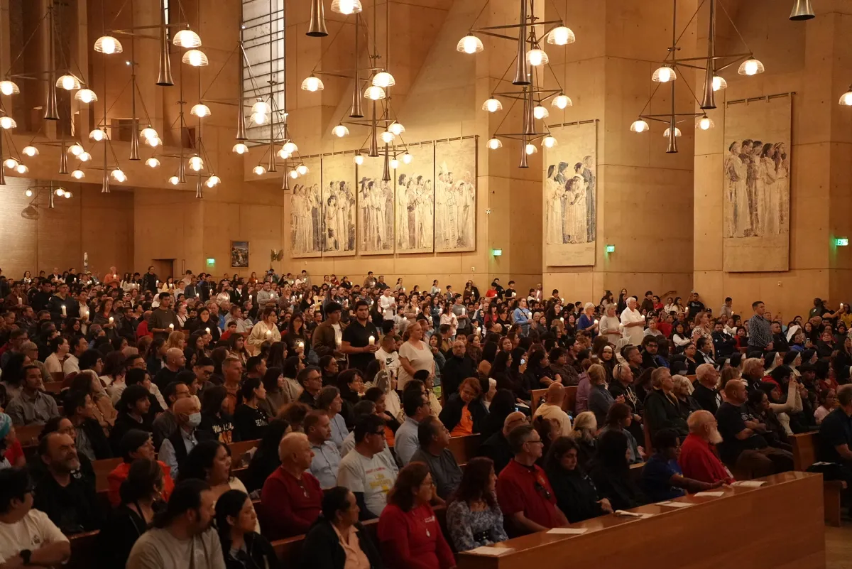 Catholic Requiem Mass Honors Unborn Children, Hsi Lai Temple and BLIA Los Angeles Attend