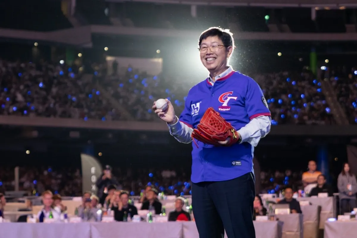 全球AI浪潮 鴻海劍指9兆營收