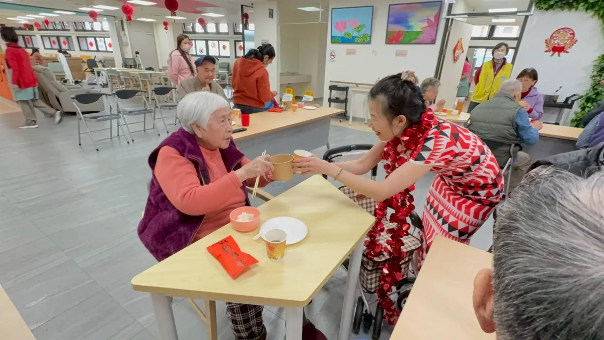 9成失智長輩留機構過年 聖若瑟陪伴家屬安心