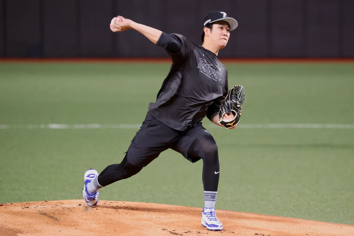 經典賽／最年少張峻瑋投入集訓 找最年長陳冠宇抬槓