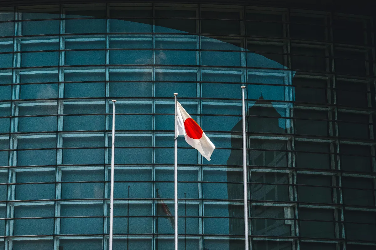 日本史上最大規模預算案 122兆日圓拚3月底過關