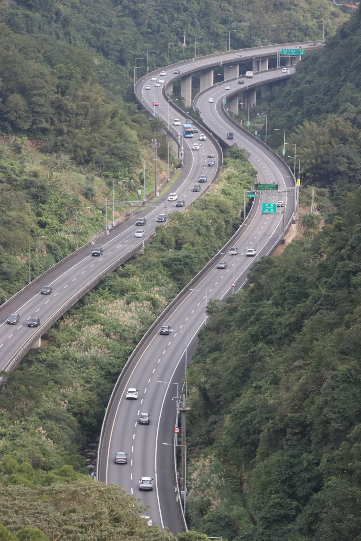 收假日注意！國1中部、國5恐塞10小時以上