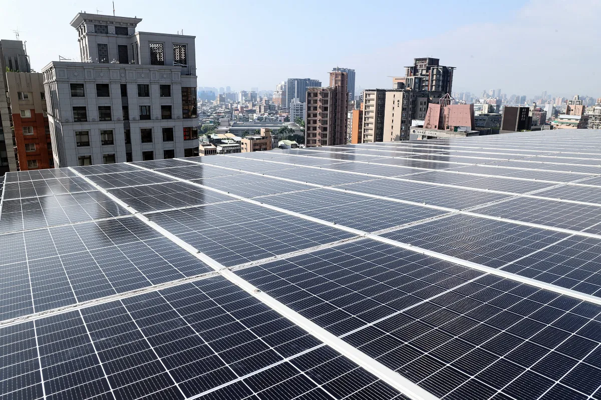 8月起屋頂光電成標配  千坪以上建物強制設置