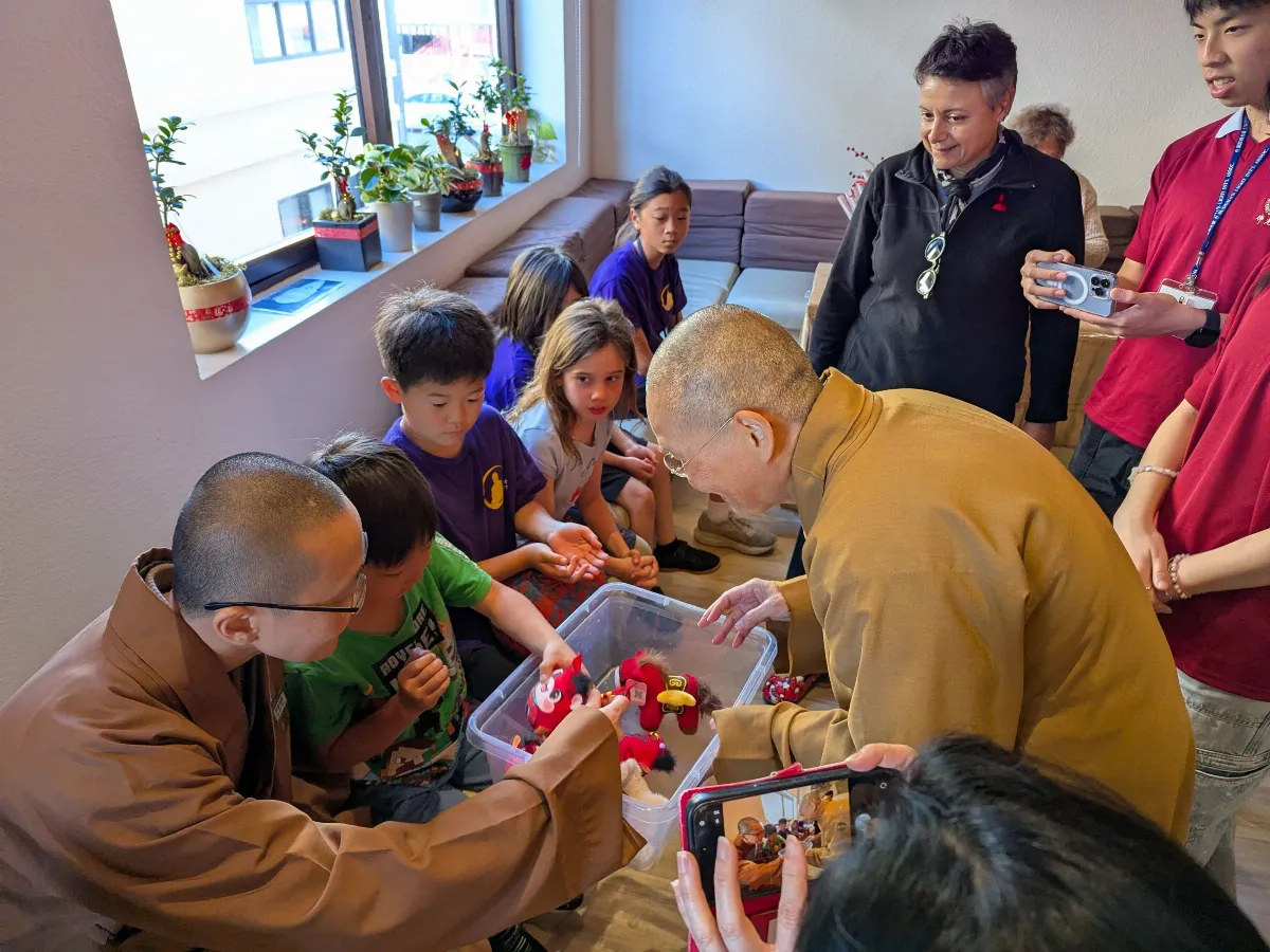 Valentine’s Day Inspires Gratitude and the Practice of the Three Acts of Goodness at Hsi Fang Temple