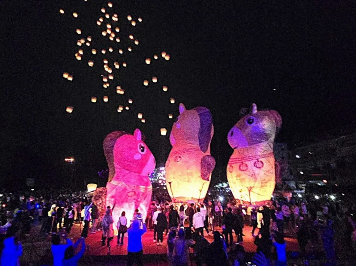 新北平溪天燈節今晚登場 3盞20呎大型福馬主燈飛上天