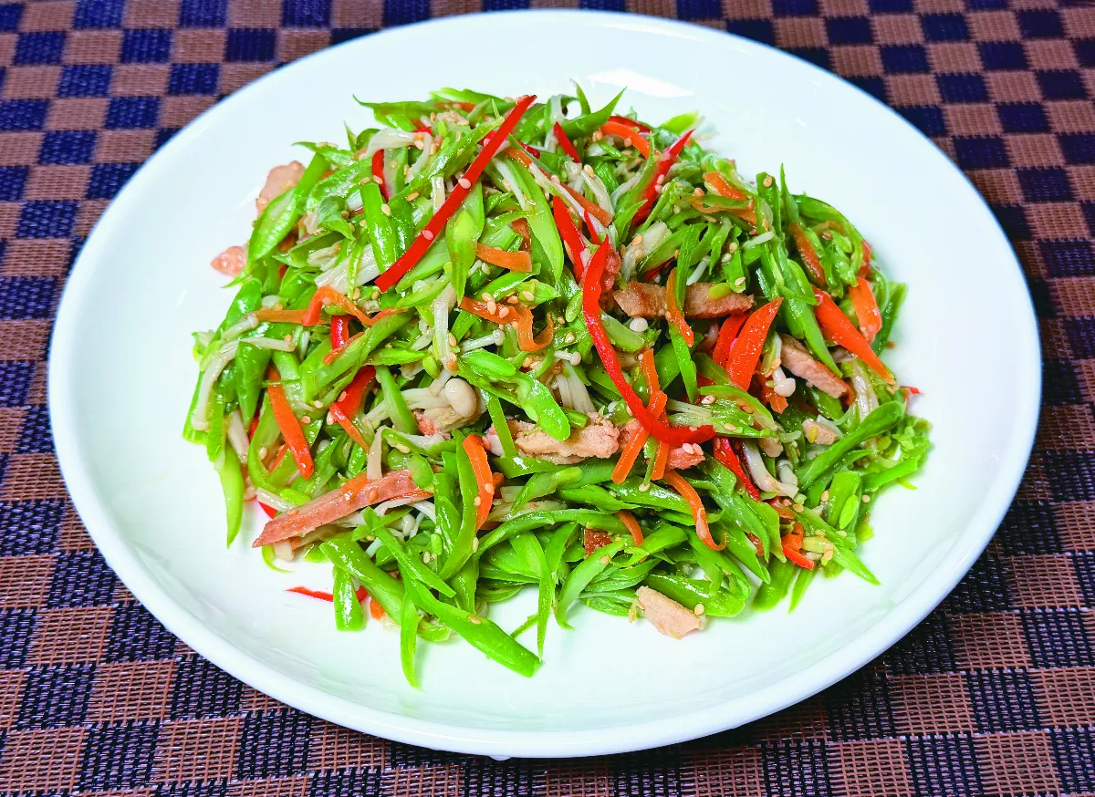 【生活蔬食】清炒四季豆金針菇