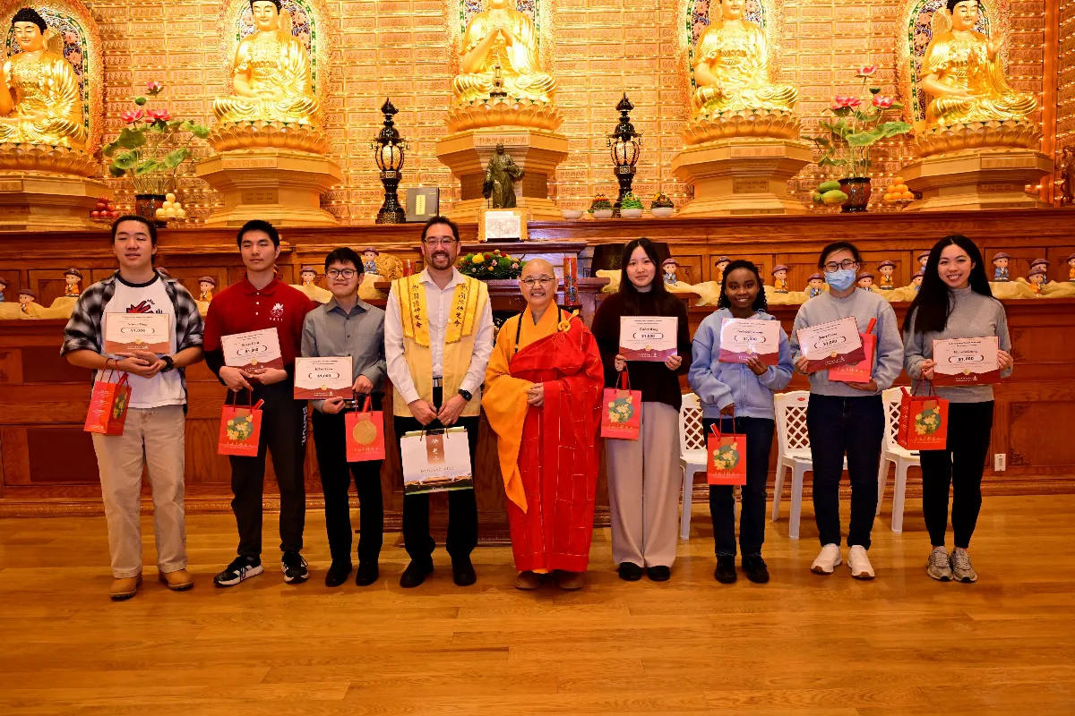 Celebration of Dharma Day: Fo Guang Shan Toronto’s Three Acts of Goodness Scholarship Empowers Youth to Pursue Their Dreams