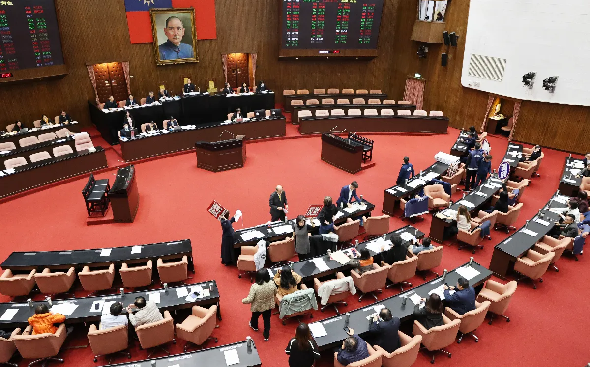 TPASS經費有著落了 立院表決通過718億新興預算優先動支