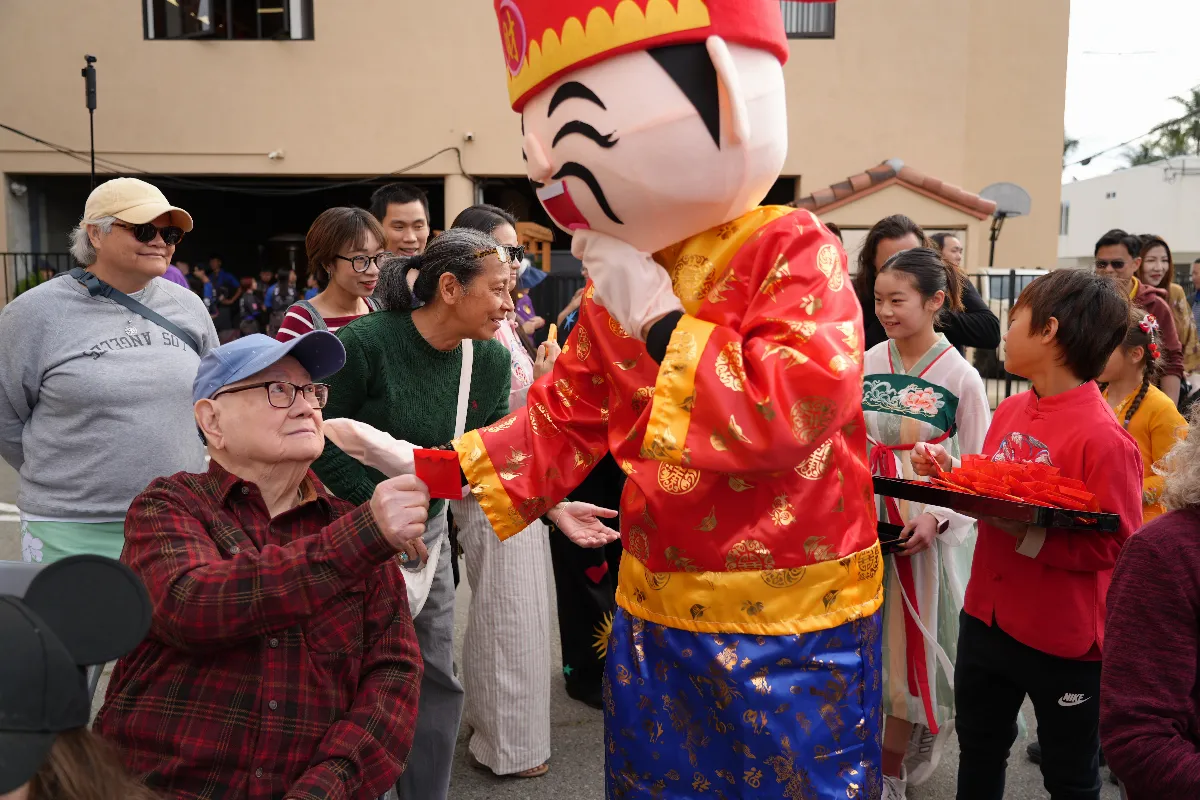 Hsi Fang Temple Celebrates the Lunar New Year, Connecting with the Community