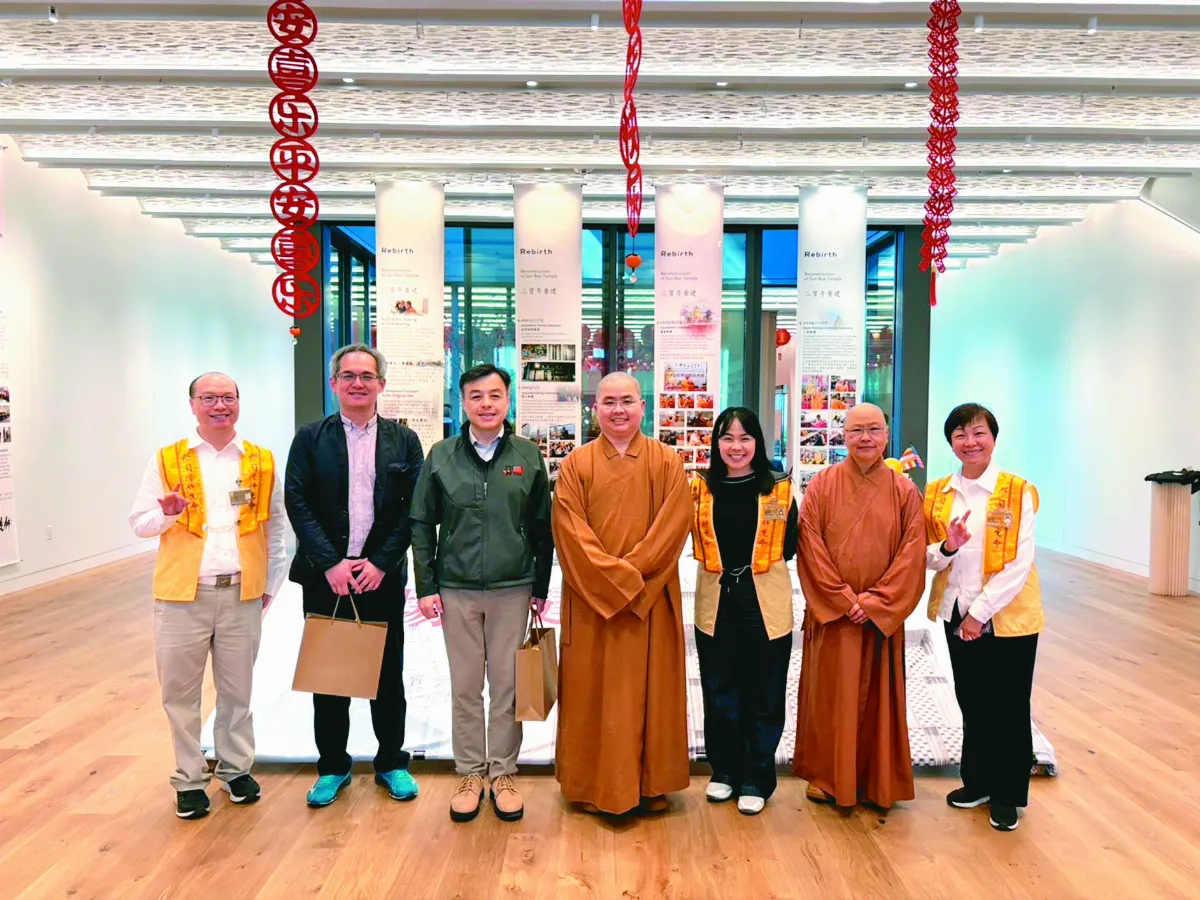 駐舊金山辦事處長伍志翔 訪三寶寺