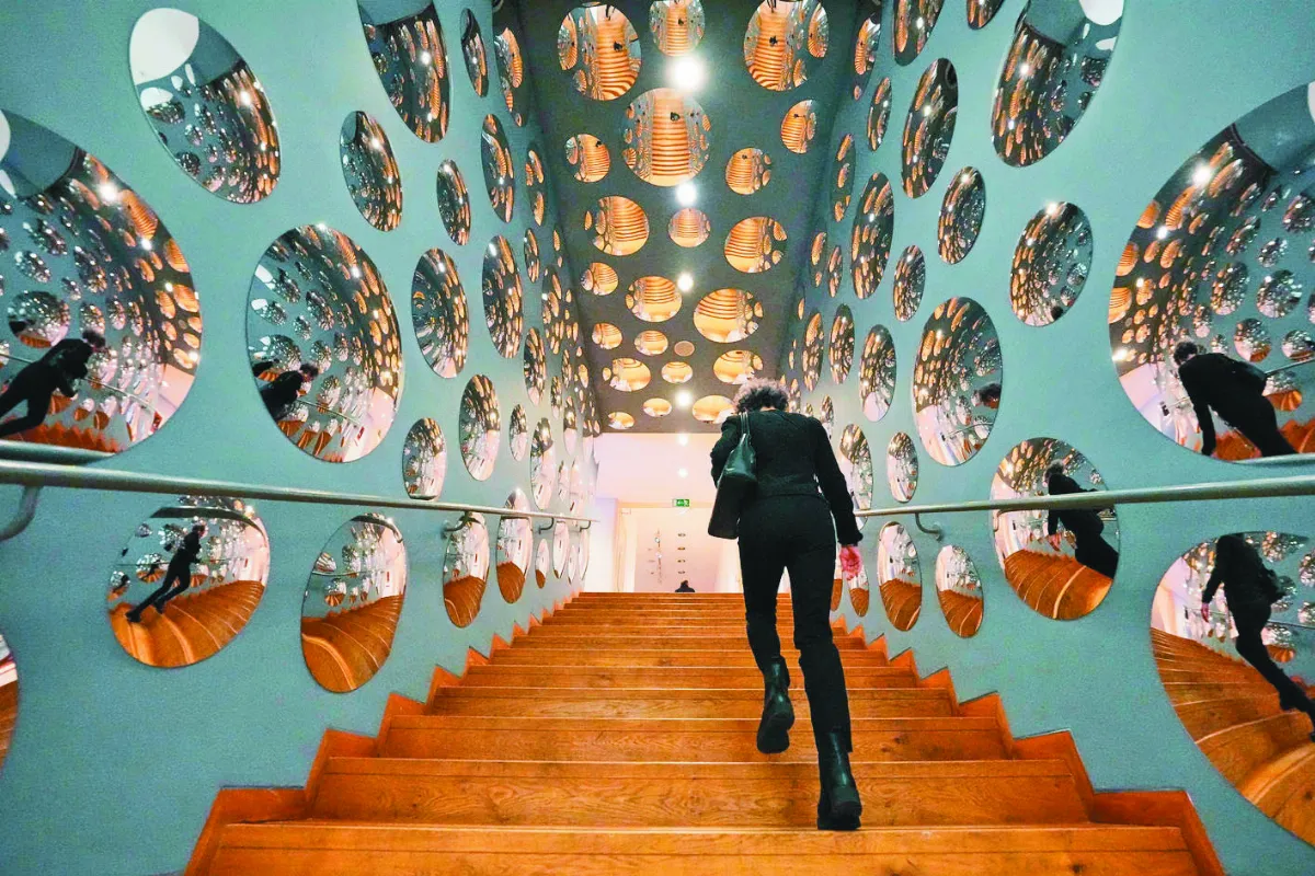 草間彌生  隱形生命