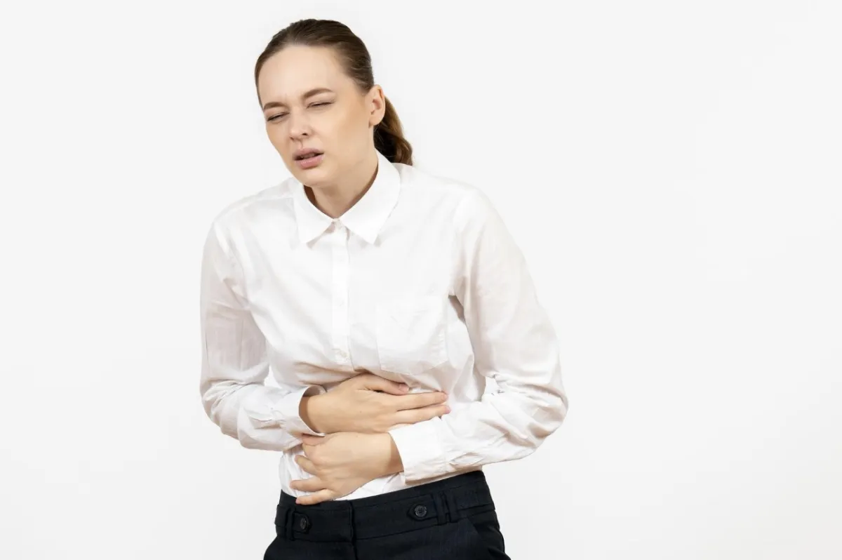 胃痛拖太久恐變癌　醫揭出現3症狀快檢查