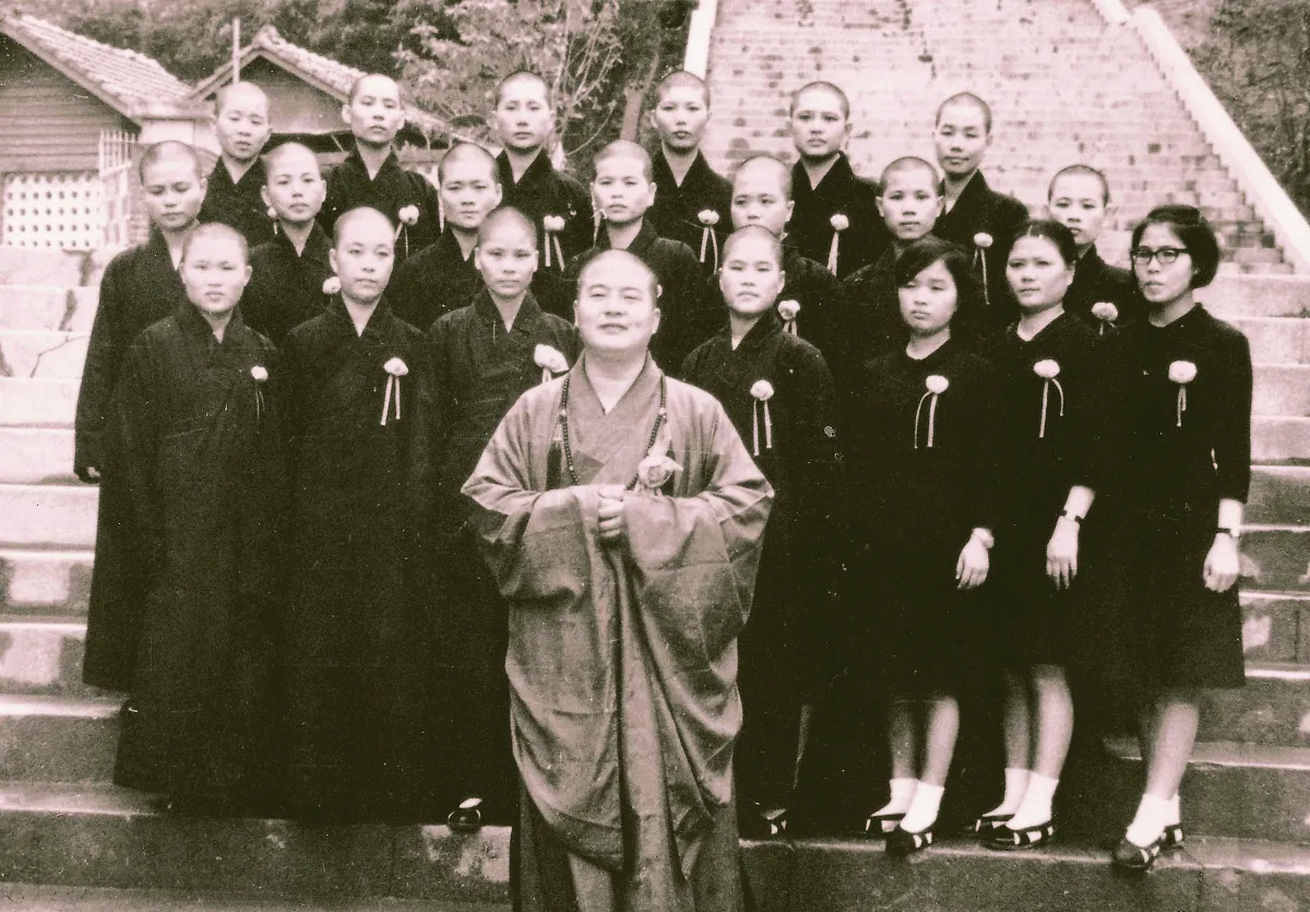  星雲大師全集【傳記】百年佛緣─社緣篇 我辦大學等社會教育 3 - 1