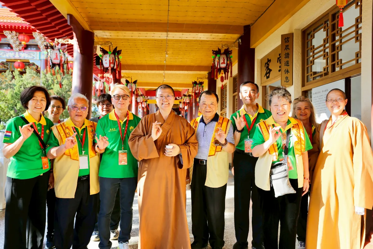 30小時航程 巴西如來寺鑾轎恭迎星雲大師靈骨