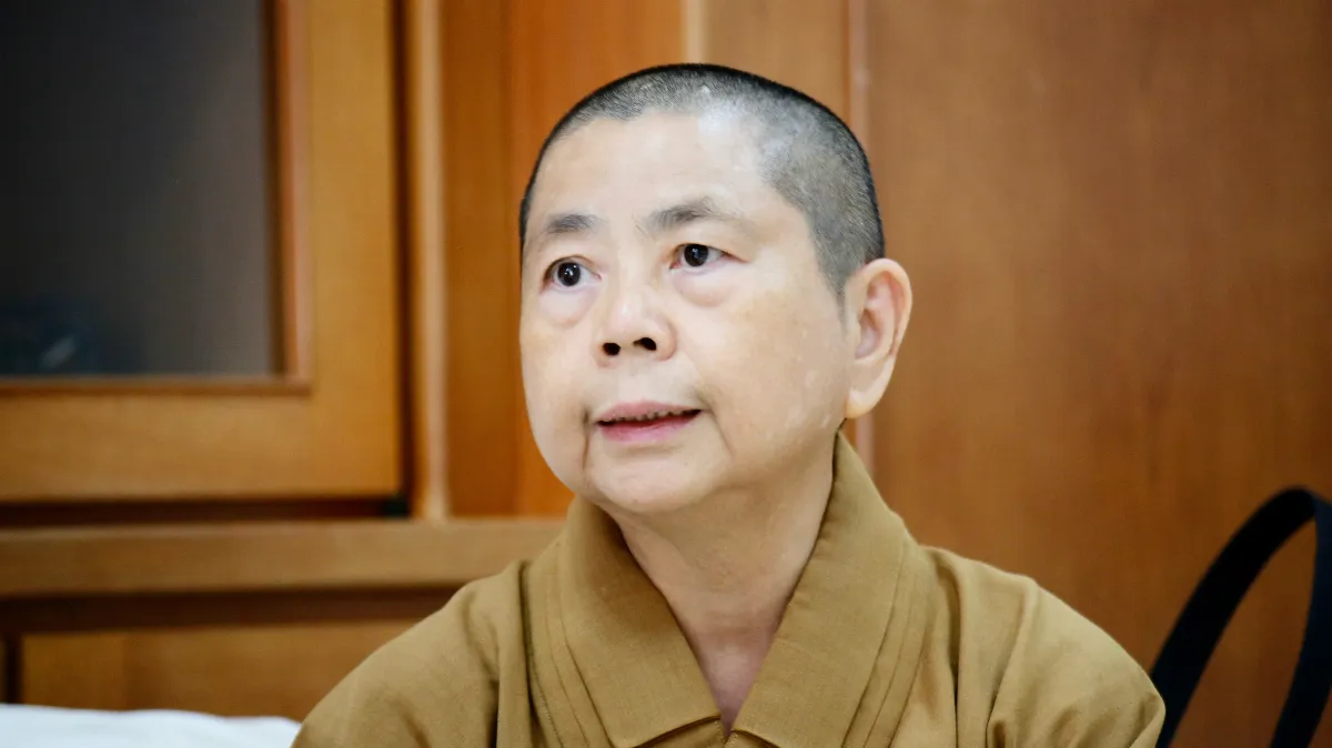 跨越大洋續法燈  大師靈骨分燈南半球