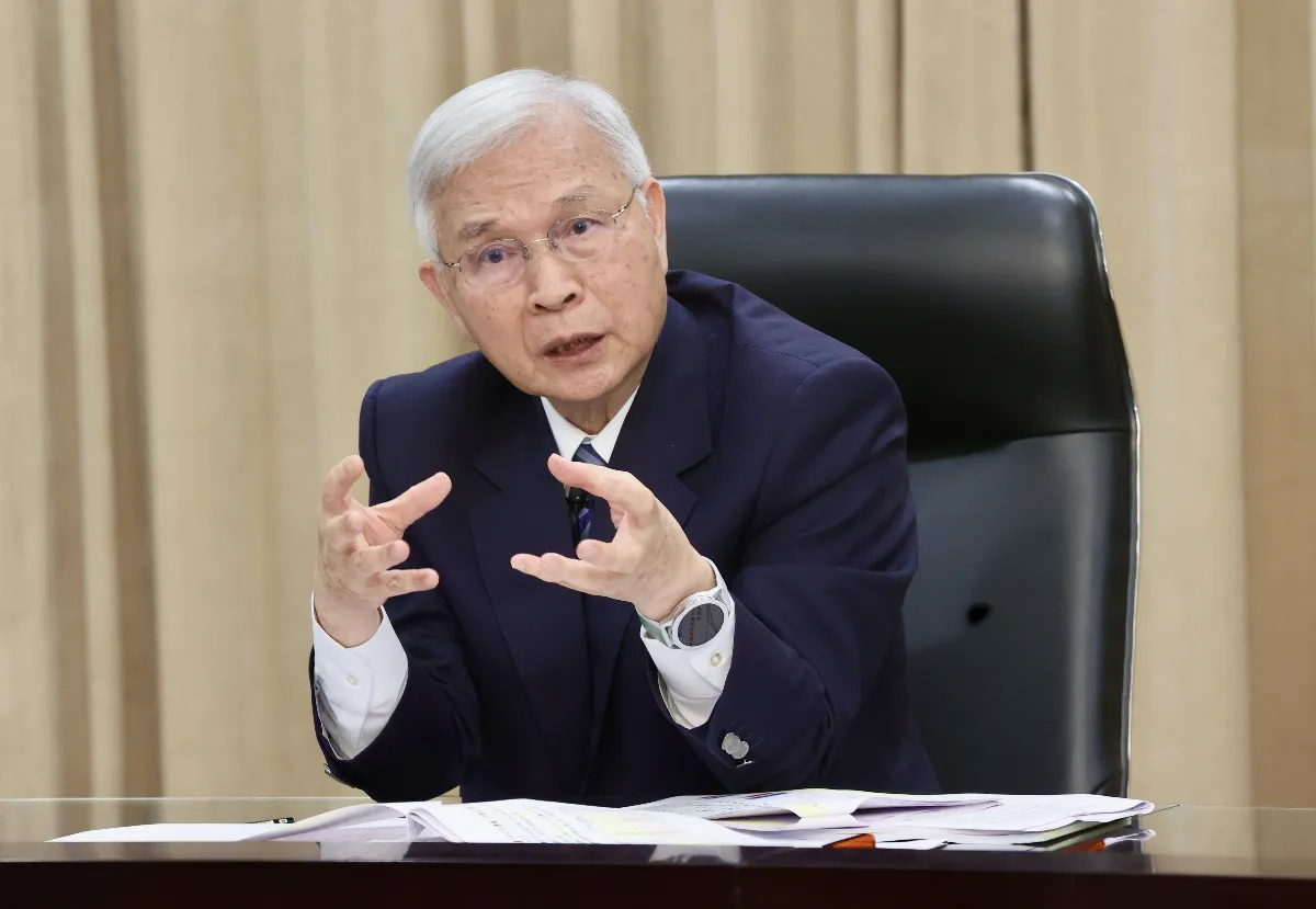 央行利率連八凍 放寬第二戶成數管控至六成
