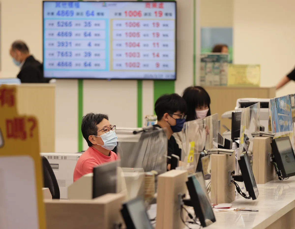 考績法修正草案出爐 優秀獎金1.3個月