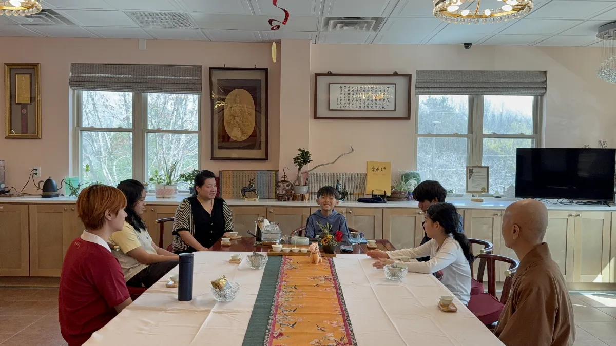 Austin Xiangyun Temple “A Date with the Venerable” Promotes the Three Acts of Goodness Spirit