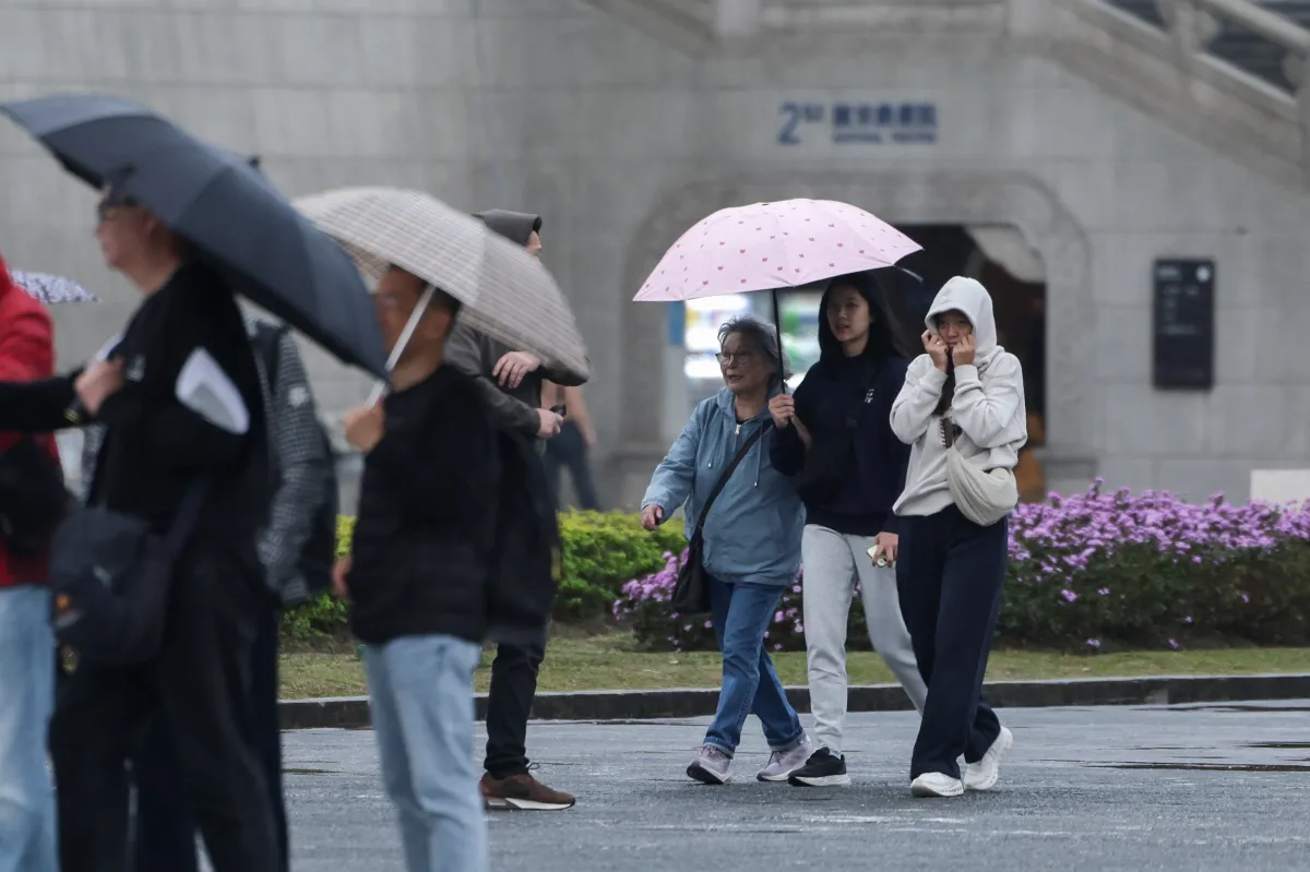 中北部至東部今有短暫陣雨 清明連假降雨機率高