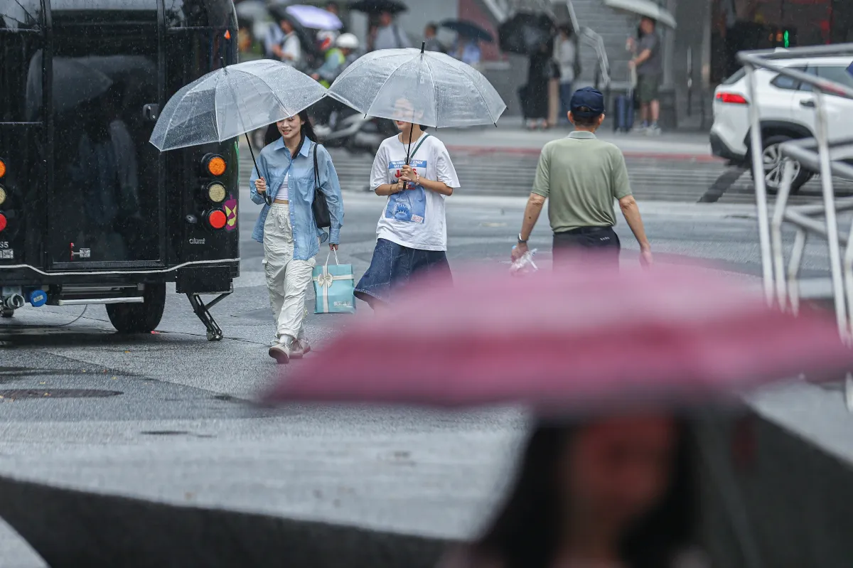 3/31起連兩天陣雨 清明連假鋒面徘徊
