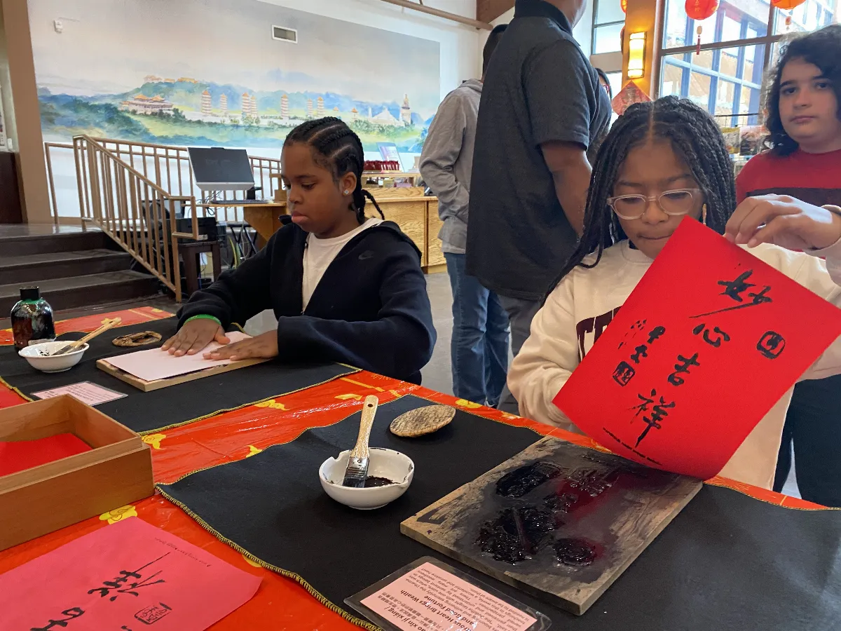 U.S. Students Visit North Carolina Fo Guang Shan to Experience Lunar New Year Culture
