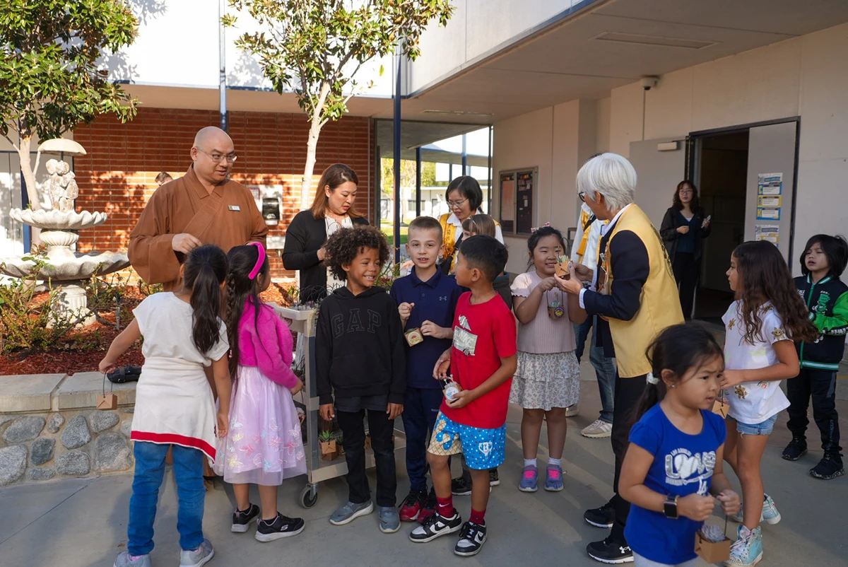 BLIA Los Angeles Distributes “Three Acts of Goodness” Succulents to Elementary Schools