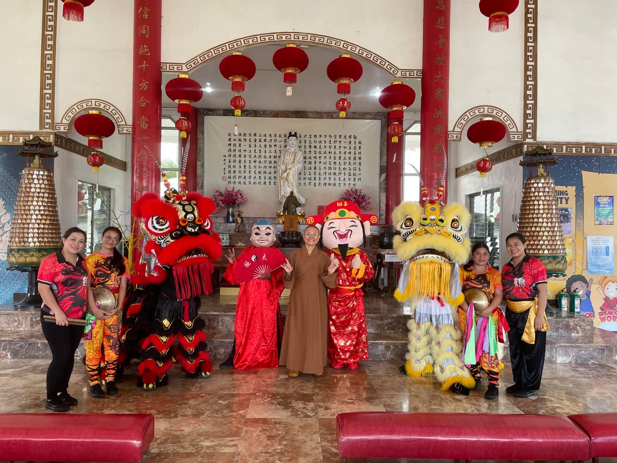 Chu Un Temple Collaborates with Lion and Dragon Dance Troupe to Promote Chinese Culture and Interfaith Harmony