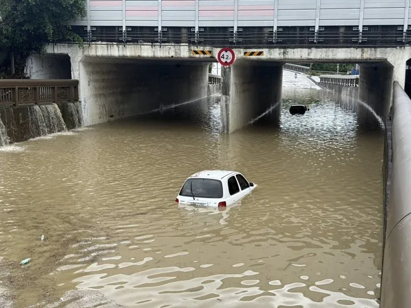 暴雨水淹苗栗 鍾東錦：淹水專案補助最高2萬、從寬從速