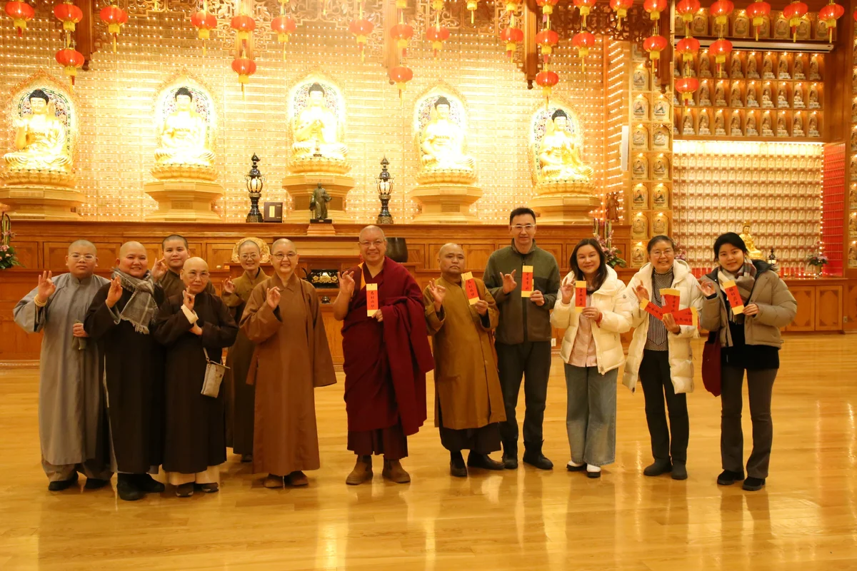 National Organizing Committee for Canadian Buddhist Heritage Month Visits Fo Guang Shan Temple of Toronto