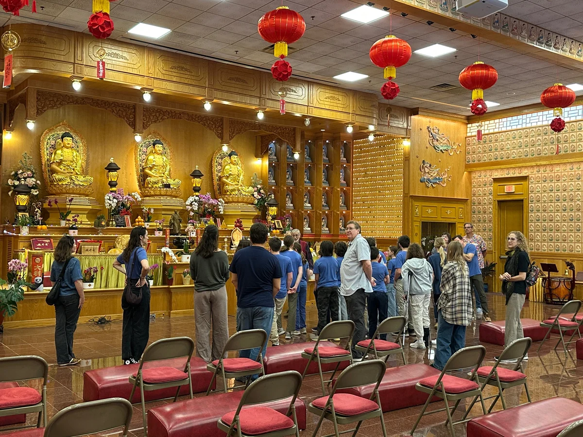 AHB Community School Students Visit Xiang Yun Temple for a Cultural Introduction to Buddhism