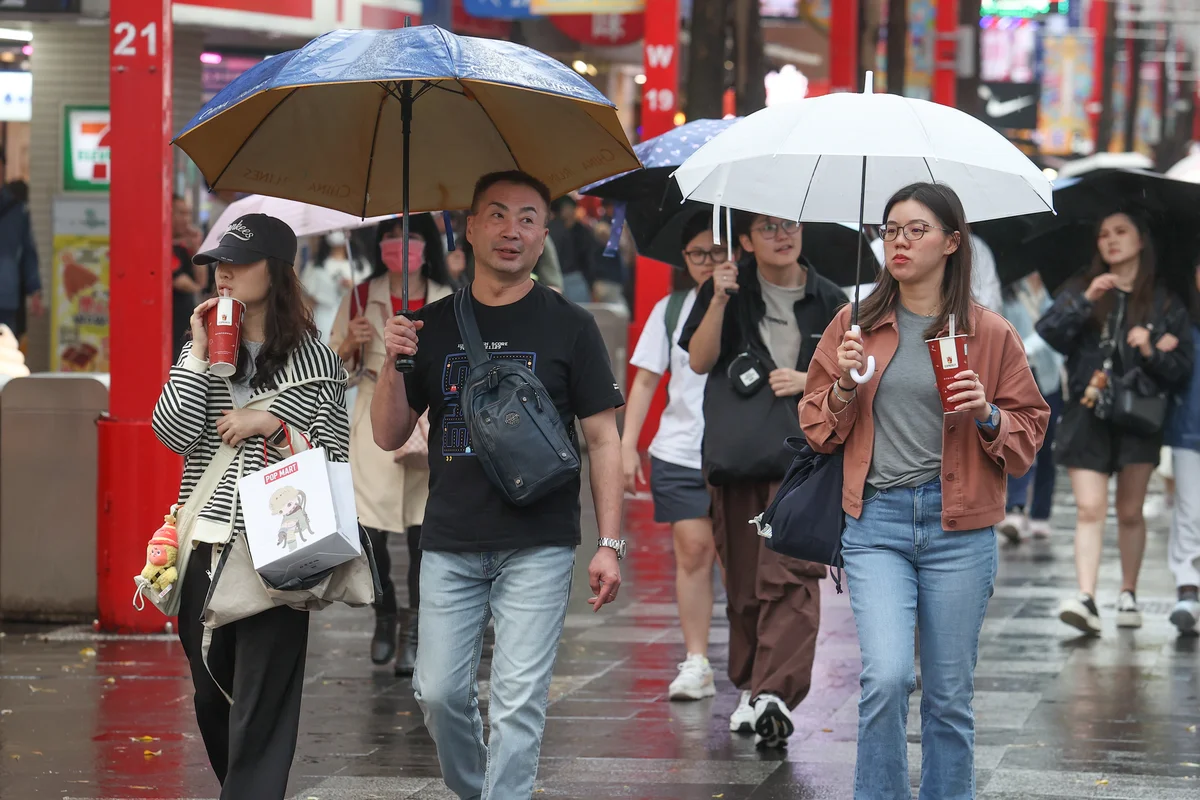 18日午後留意雷雨 22日前天氣炎熱、穩定