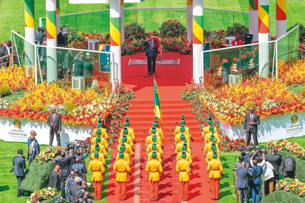 剛果總統恩圭索連任 宣誓就職