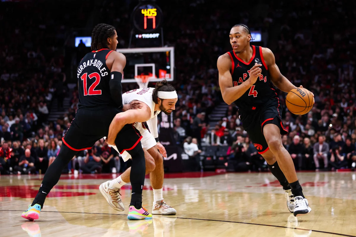 NBA／暴龍「雙巴」各拿33分 痛宰騎士追回1勝