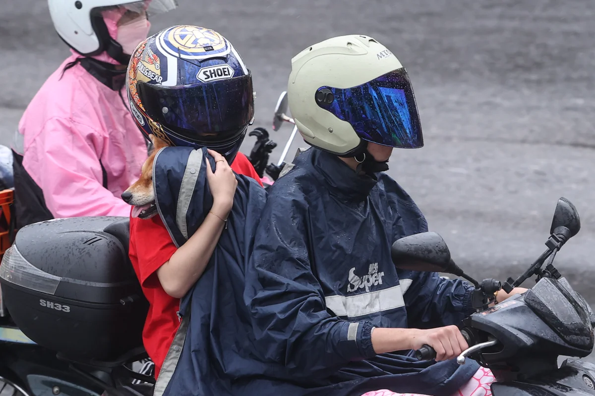 屏東縣大雷雨警報 低窪地區慎防積水