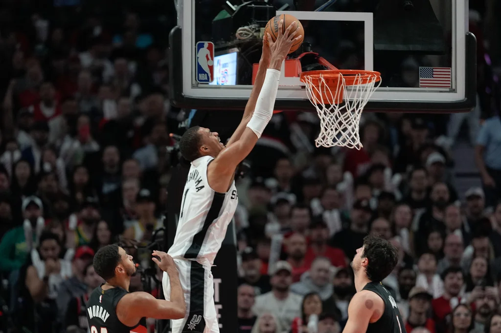 NBA／斑馬歸陣雙十狂搧鍋 馬刺大勝拓荒者聽牌