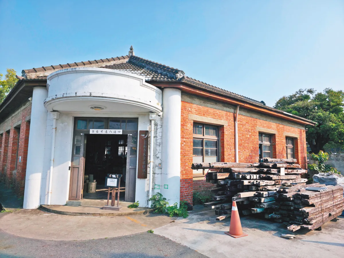 台南．佳里 蕭壠香火溯根源 紅磚古厝映流年