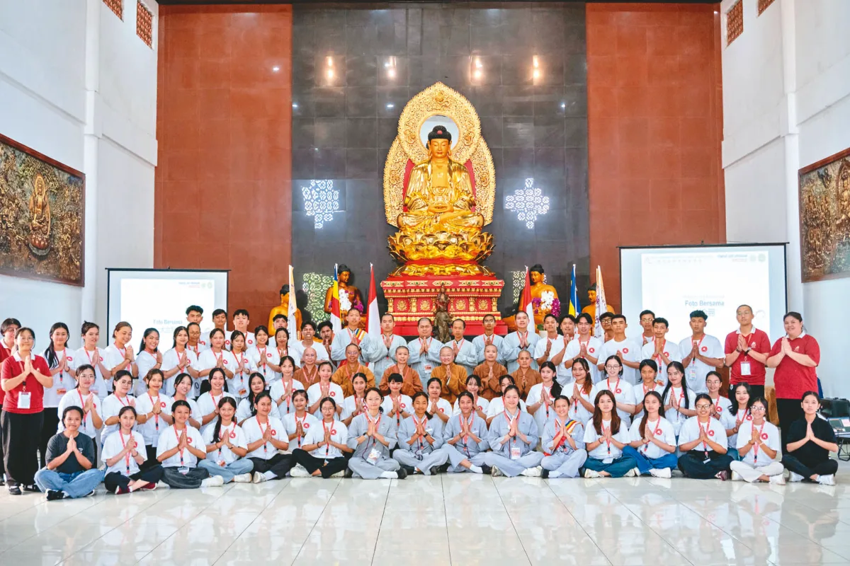 印尼佛教學院 青年虔誠皈依