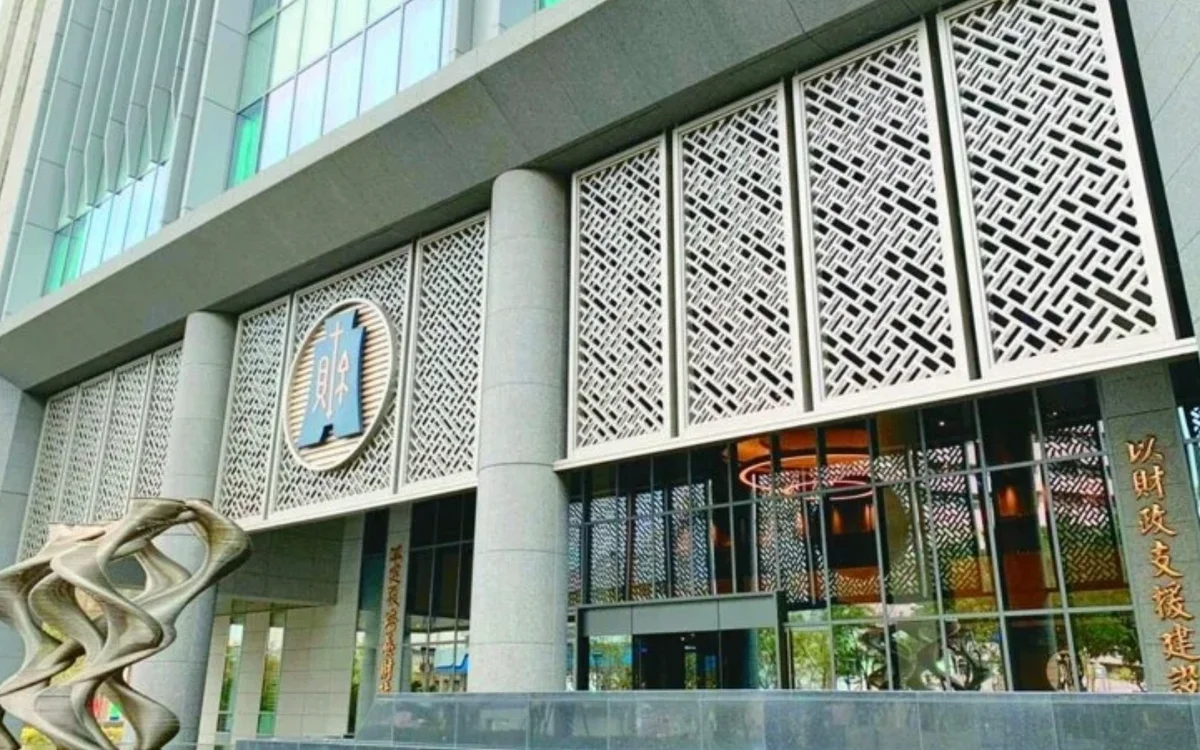 身障車免牌照稅 財政部：二親等內親屬車登同址適用