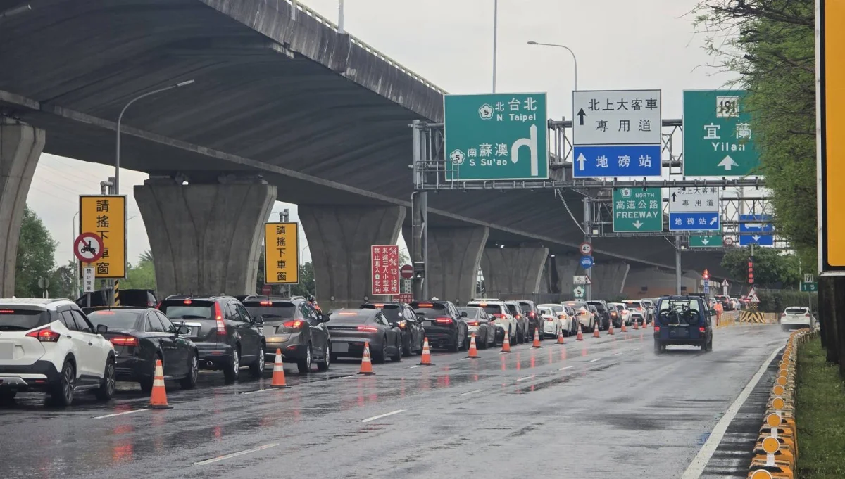 勞動節好天氣 國5車潮預警