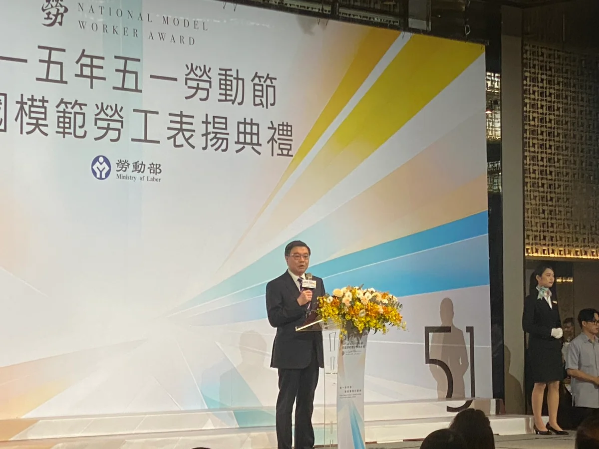 明年最低工資 卓揆保證：「一定超過3萬元」