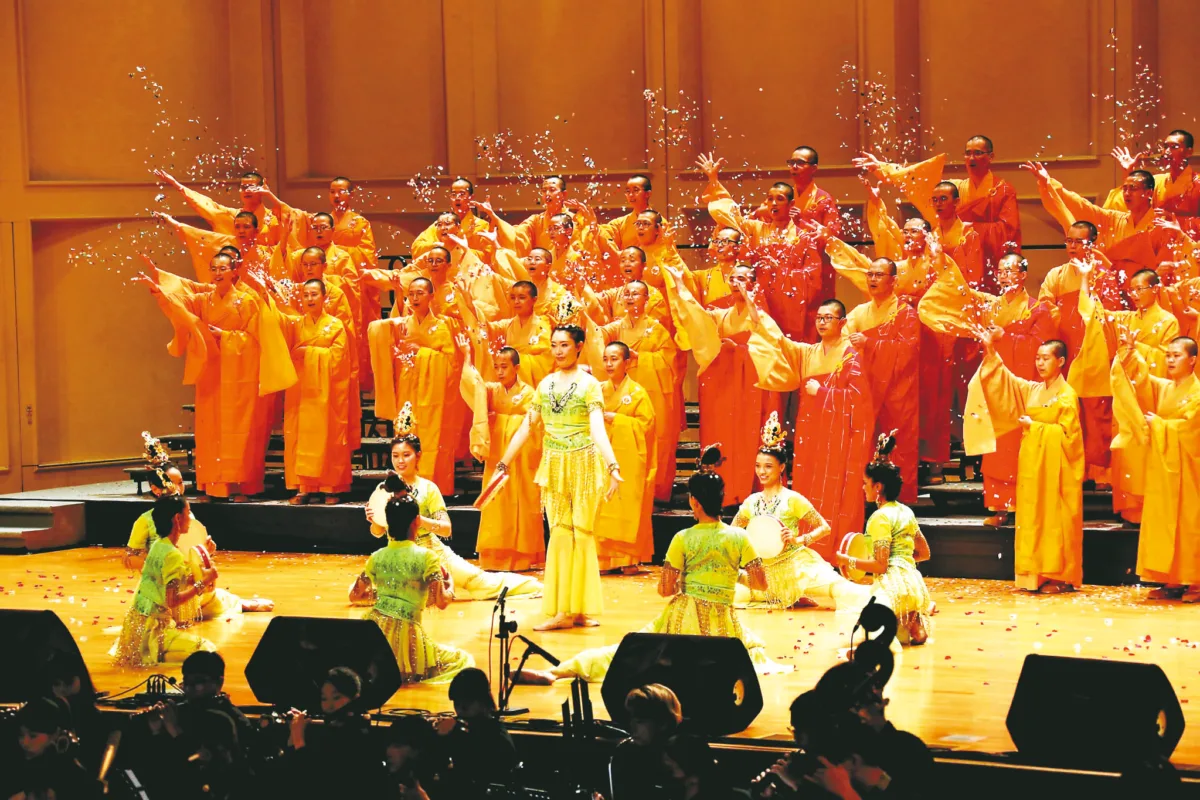 【文心雕佛：寫佛，也是寫我】歡樂人間