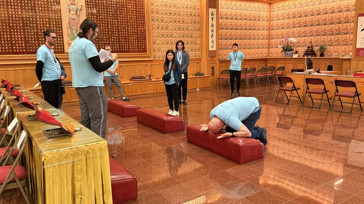 Three-Day English Meditation Retreat at Xiangyun Temple Concludes Successfully: Cultivating Precepts and Mindfulness in Stillness and Activity