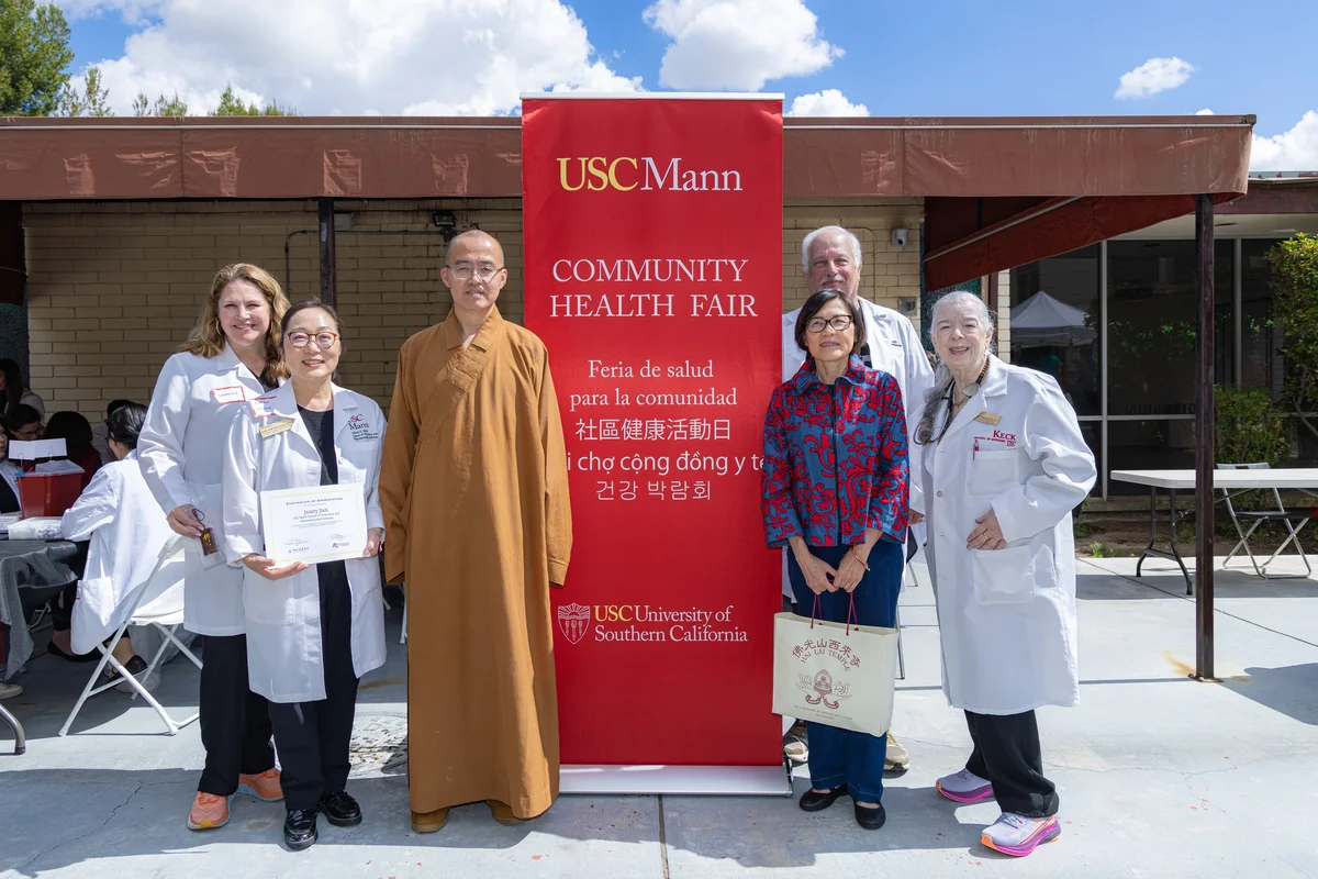 Hsi Lai Temple Partners with Medical Institutions to Provide Free Community Clinic