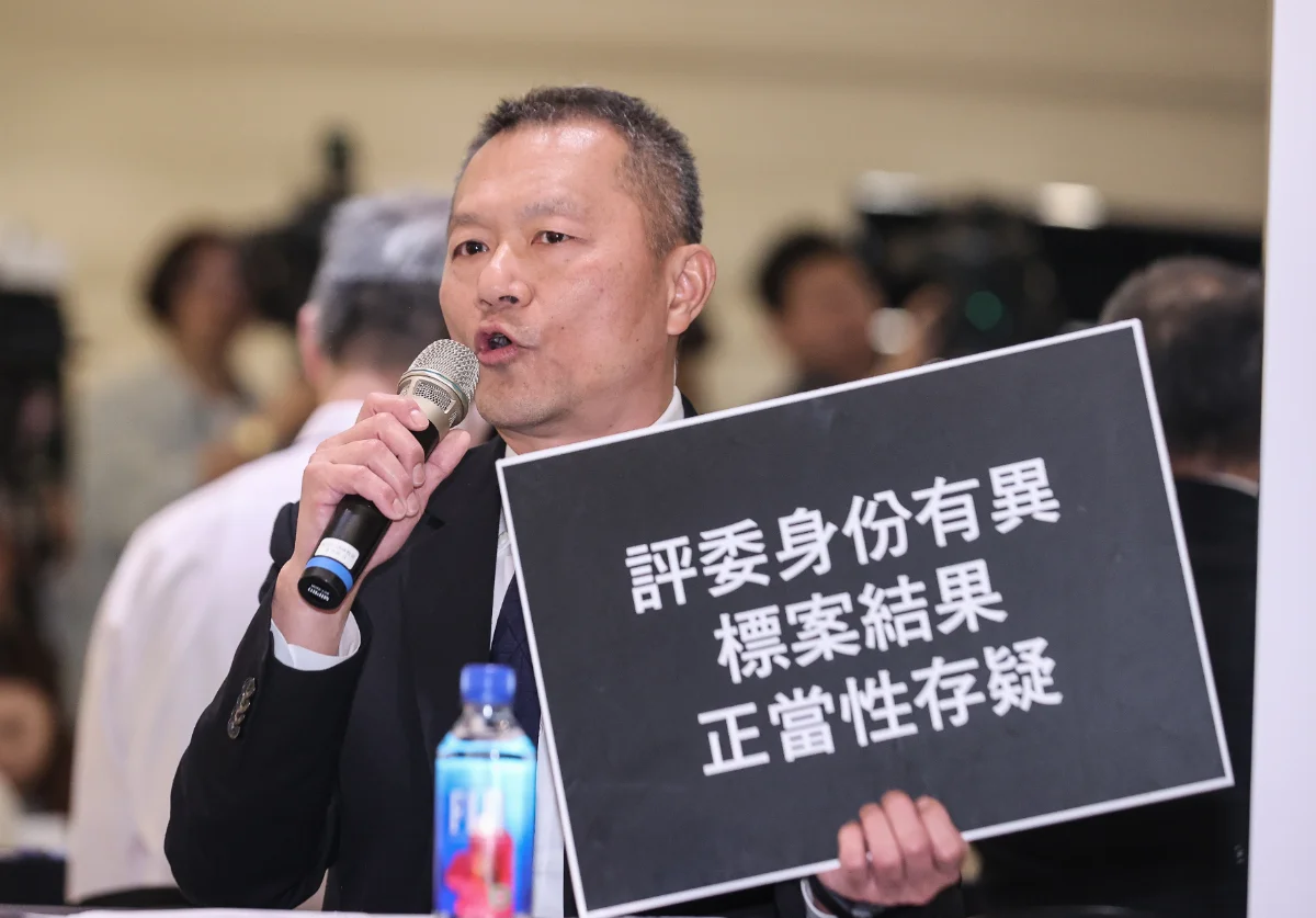 北車商場新光三越得標惹議 台鐵照走程序簽約允兩周內完成調查