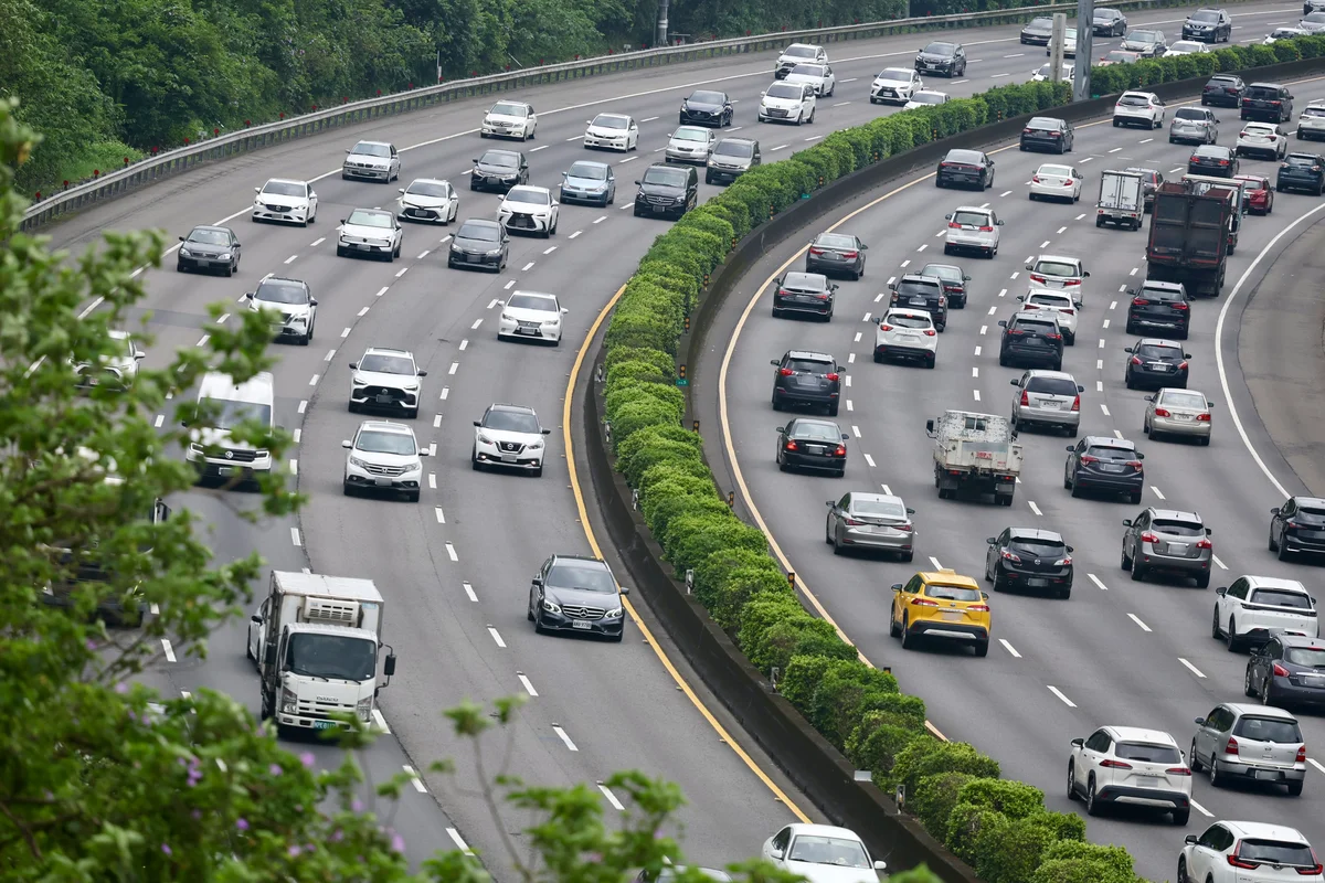 連假首日國道紫爆 下午7地雷路段曝